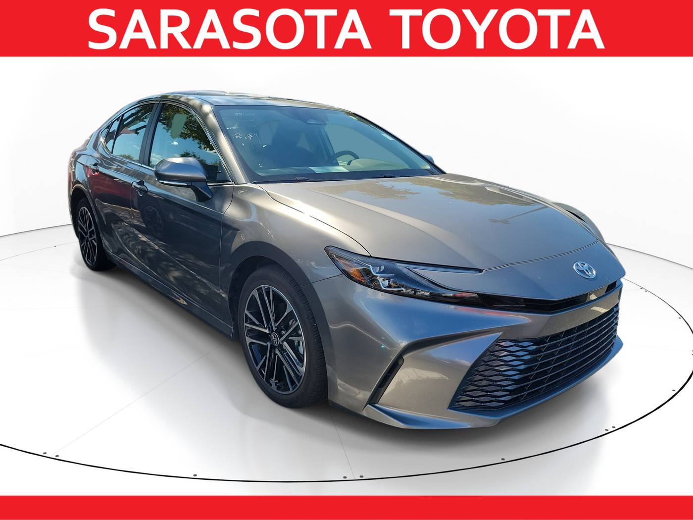 2025 Toyota Camry Hybrid XLE — Sedan — 12,517 mi — Sarasota, FL