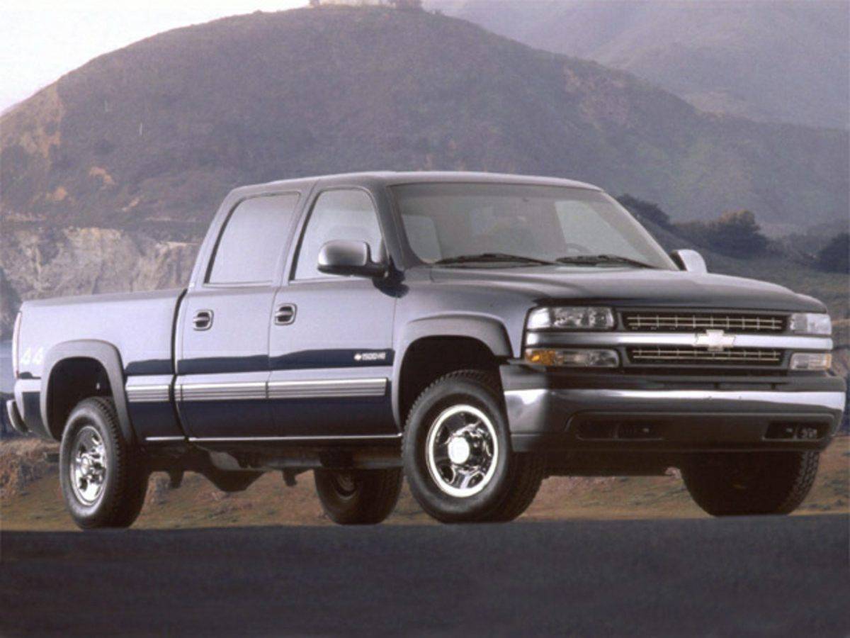2001 Chevrolet Silverado 1500 LS — Pickup Truck — 136,424 mi — Fredericksburg, TX