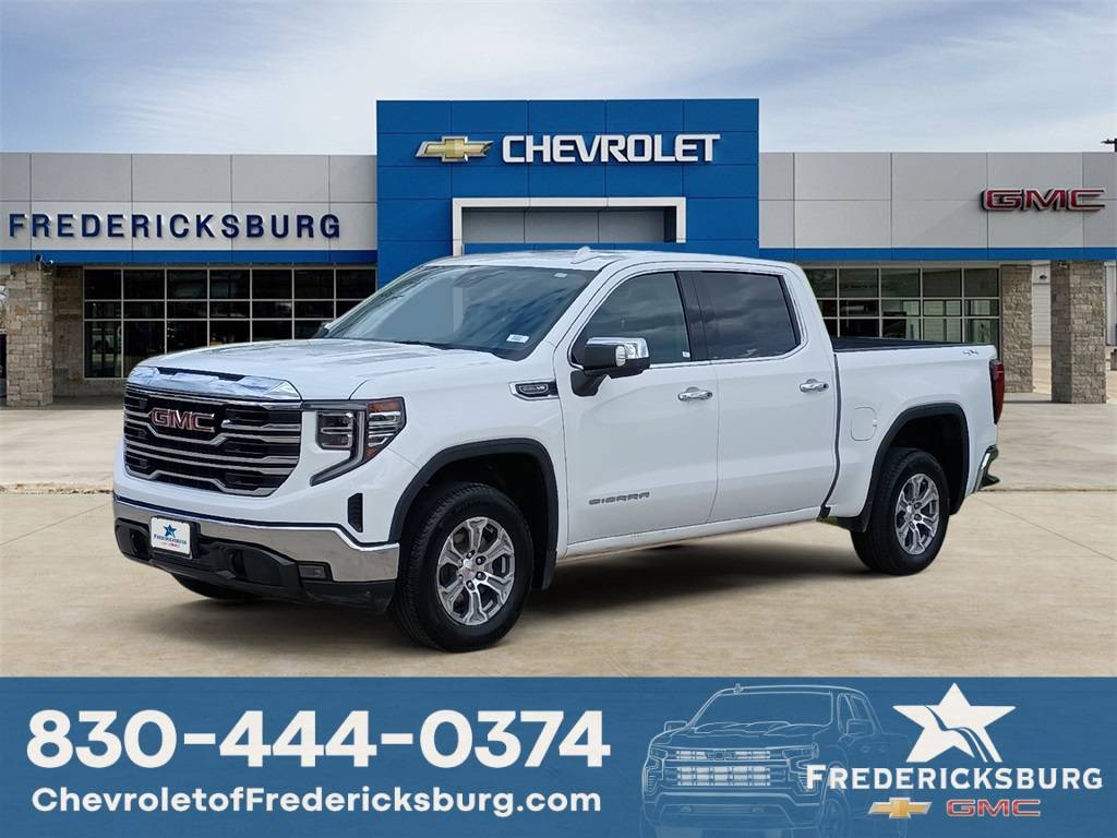 2024 GMC Sierra 1500 SLT — Pickup Truck — 32,713 mi — Fredericksburg, TX