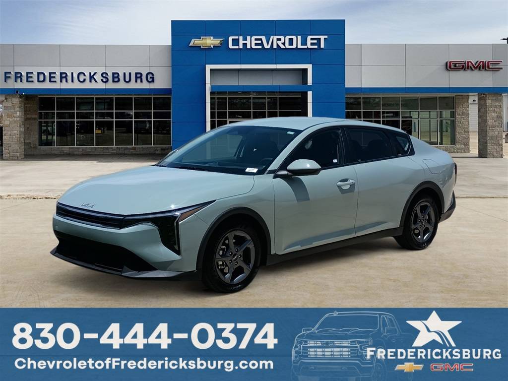 2025 Kia K4 LXS — Sedan — 10,416 mi — Fredericksburg, TX