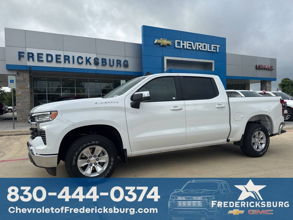 2025 Chevrolet Silverado 1500 LT — Pickup Truck — 23,270 mi — Fredericksburg, TX