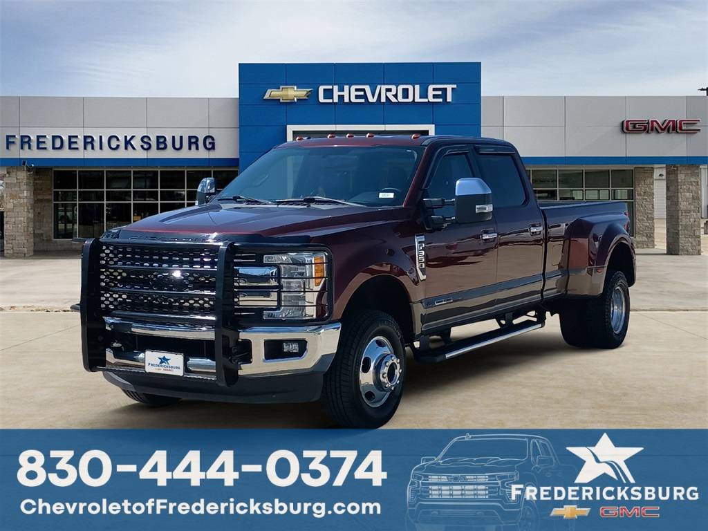 2017 Ford Super Duty F-350 Lariat — Pickup Truck — 222,284 mi — Fredericksburg, TX