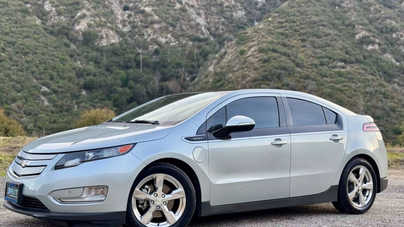 2011 Chevrolet Volt Base — Sedan — 92,854 mi — Sunland, CA