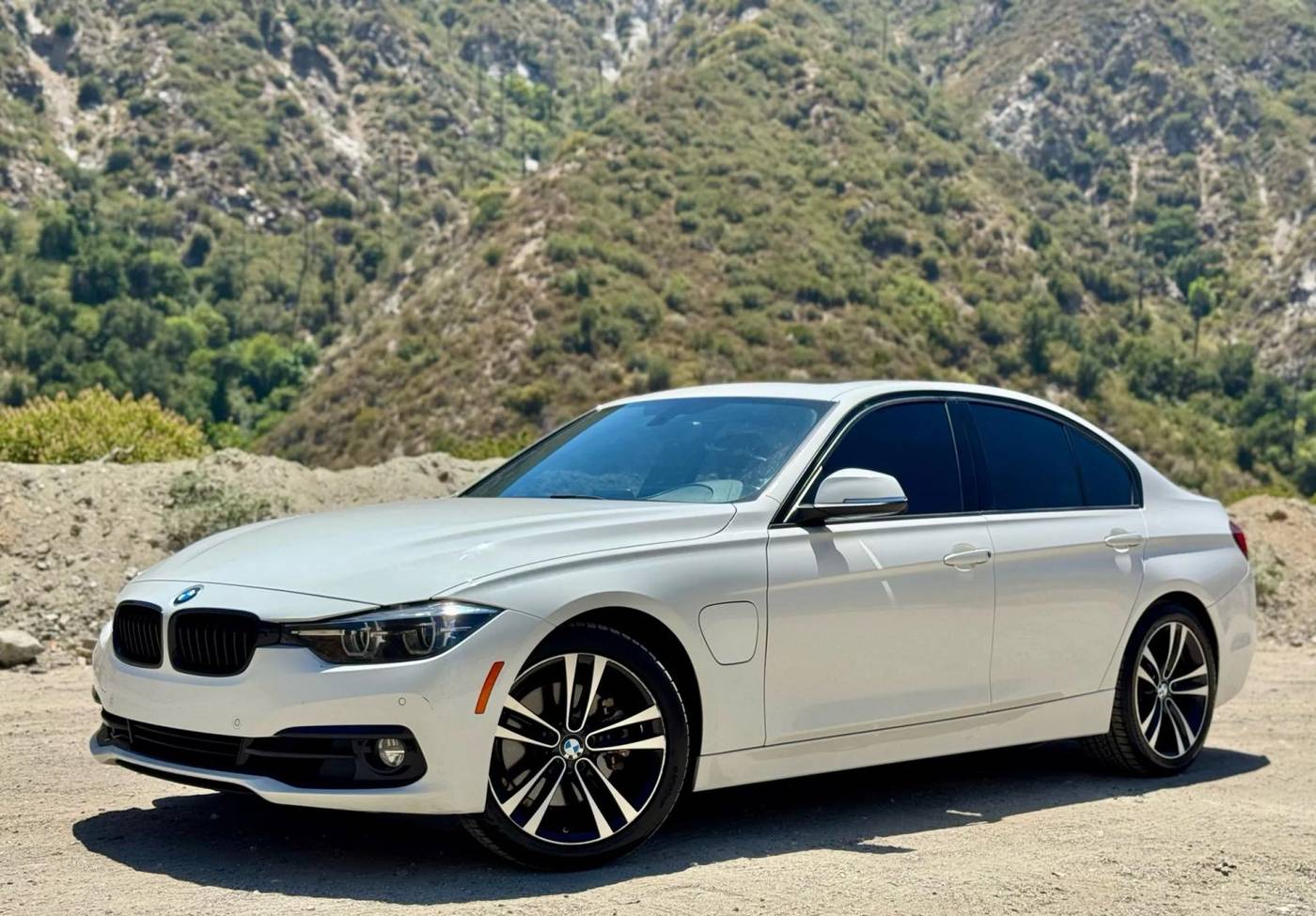2017 BMW 3 Series 330e — Sedan — 53,661 mi — Sunland, CA