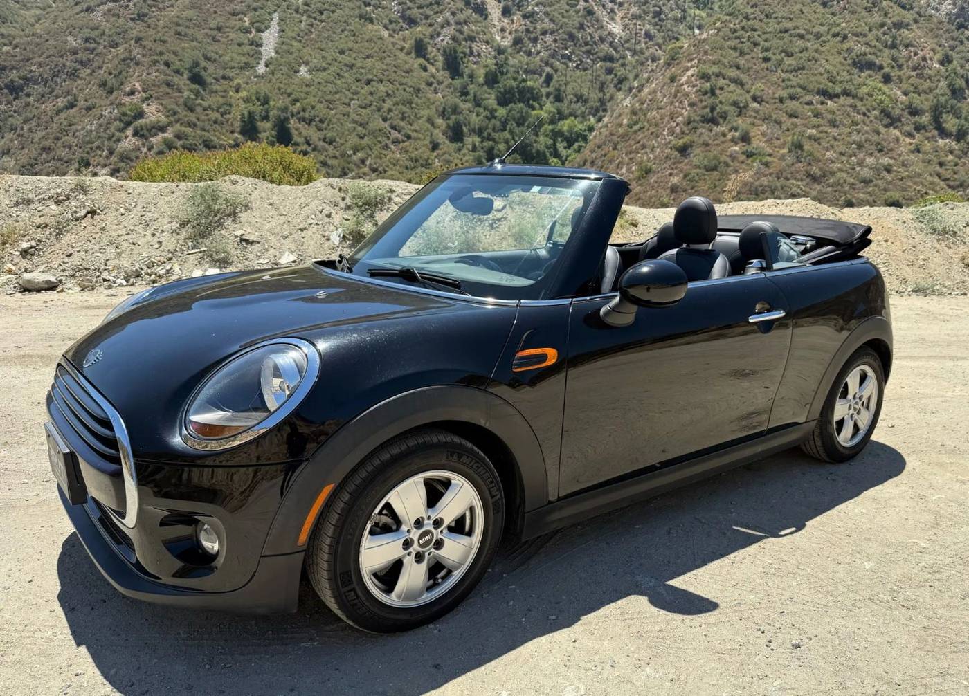 2019 MINI Convertible Cooper — Convertible — 34,115 mi — Sunland, CA