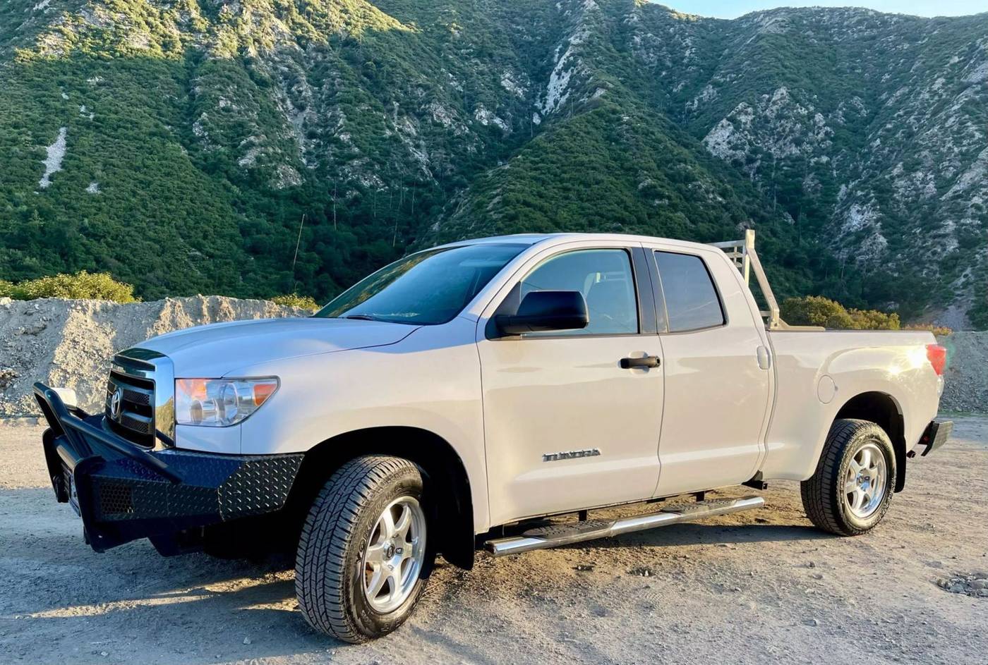 2013 Toyota Tundra Base — Pickup Truck — 125,303 mi — Sunland, CA