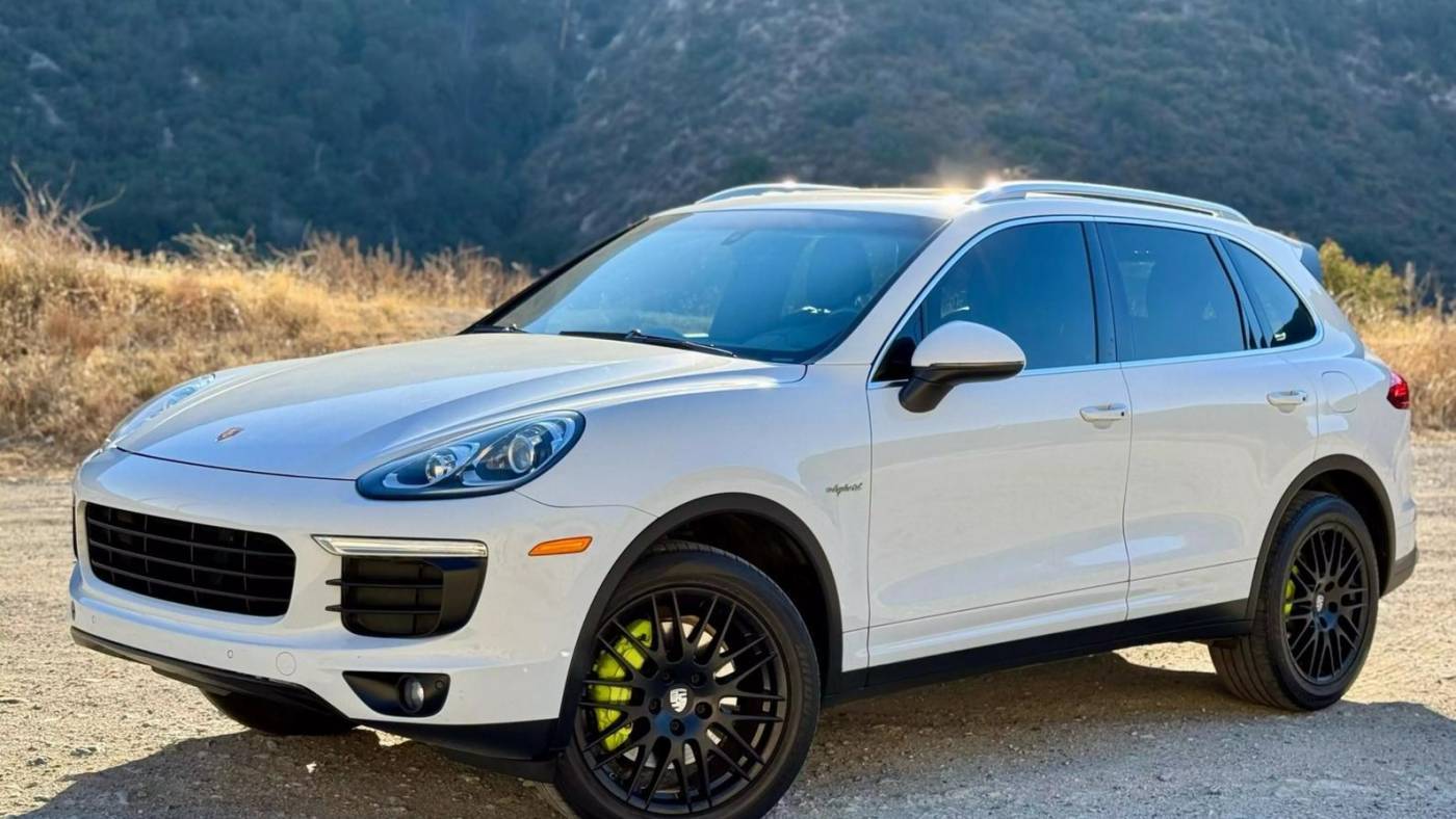 2017 Porsche Cayenne S E-Hybrid — SUV — 80,850 mi — Sunland, CA