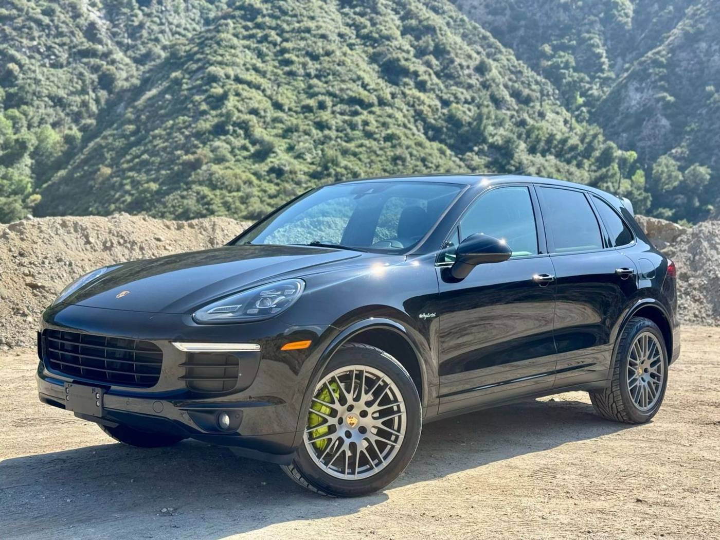 2017 Porsche Cayenne S E-Hybrid — SUV — 83,918 mi — Sunland, CA