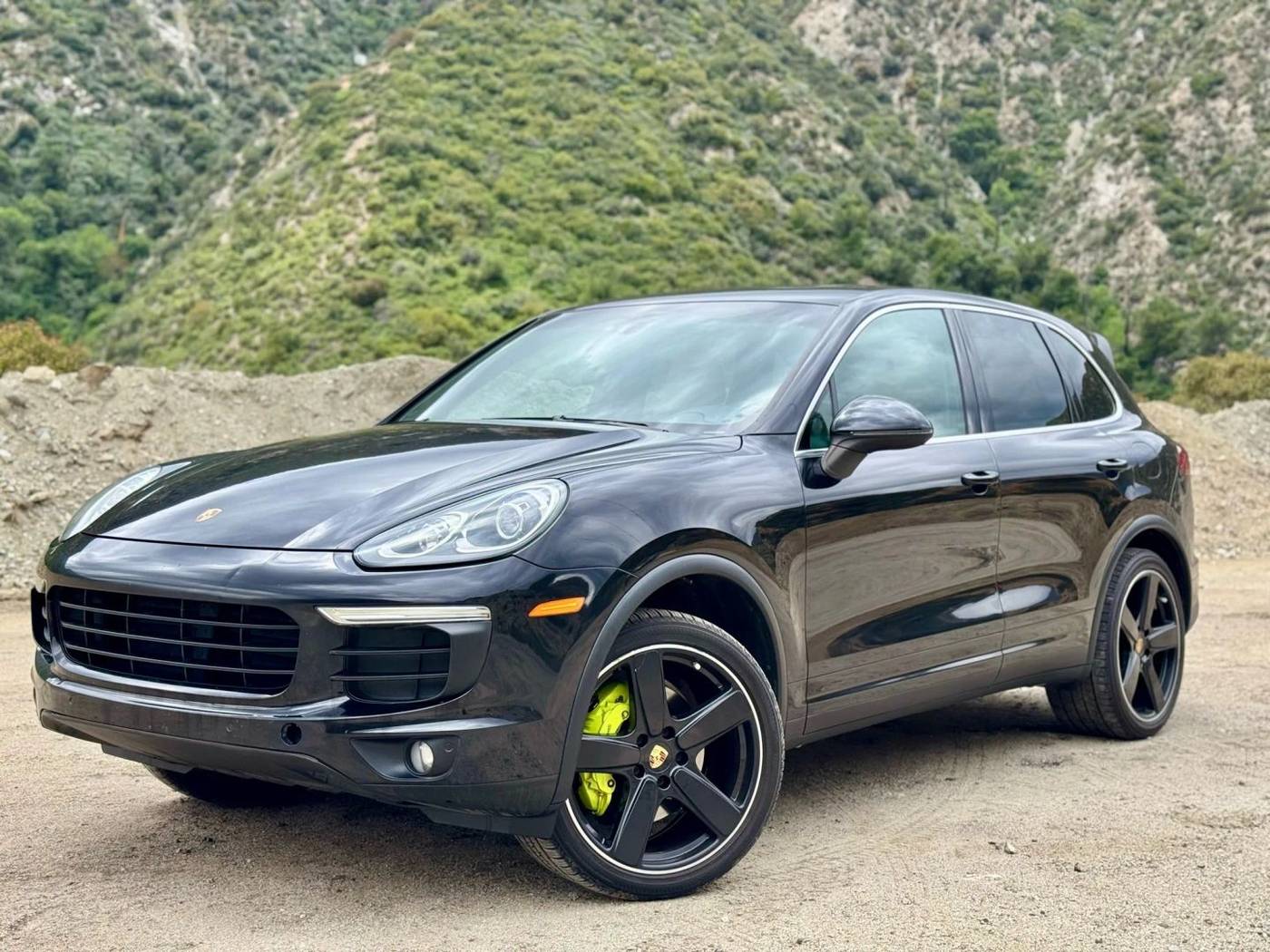 2016 Porsche Cayenne S E-Hybrid — SUV — 70,190 mi — Sunland, CA