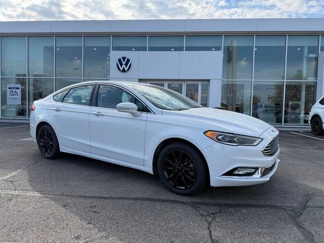 2017 Ford Fusion SE — Sedan — 90,728 mi — Clarksville, IN