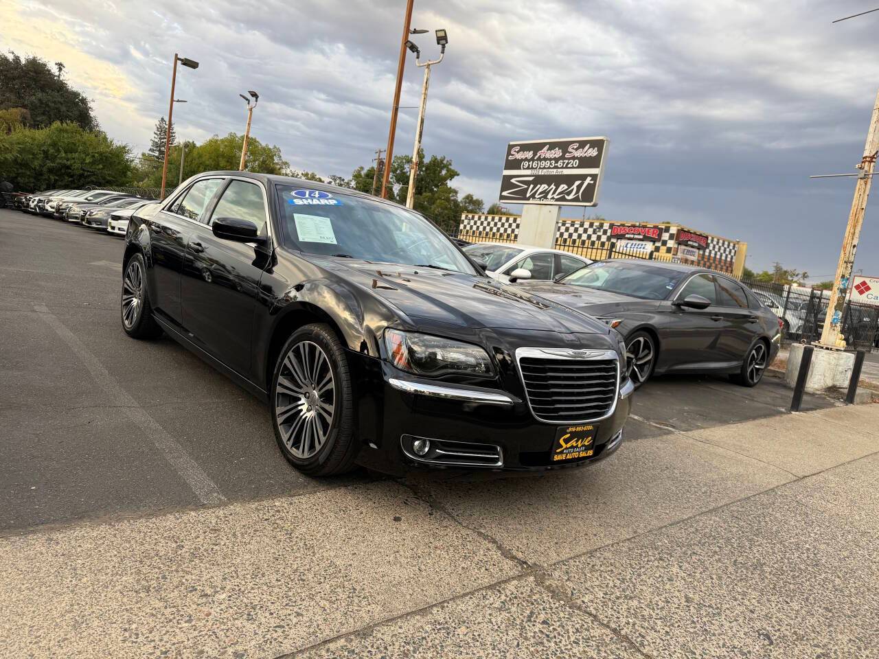 2014 Chrysler 300 S — Sedan — 141,827 mi — Sacramento, CA