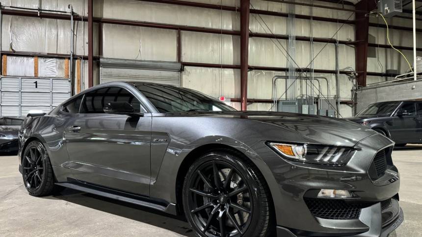 2017 Ford Mustang Shelby GT350 — Coupe — 49,894 mi — Newnan, GA