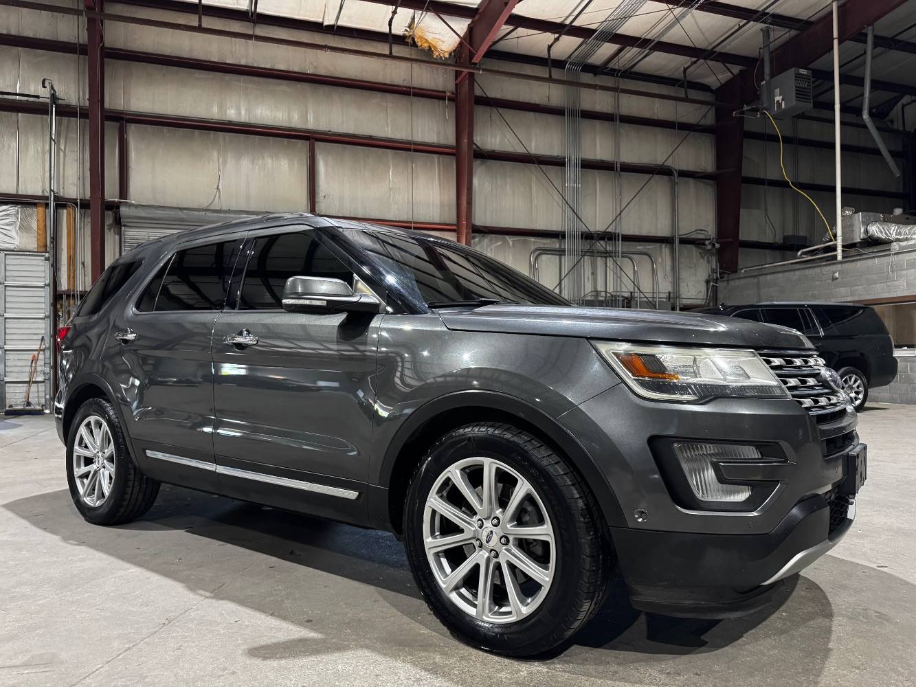 2017 Ford Explorer Limited — SUV — 190,000 mi — Newnan, GA