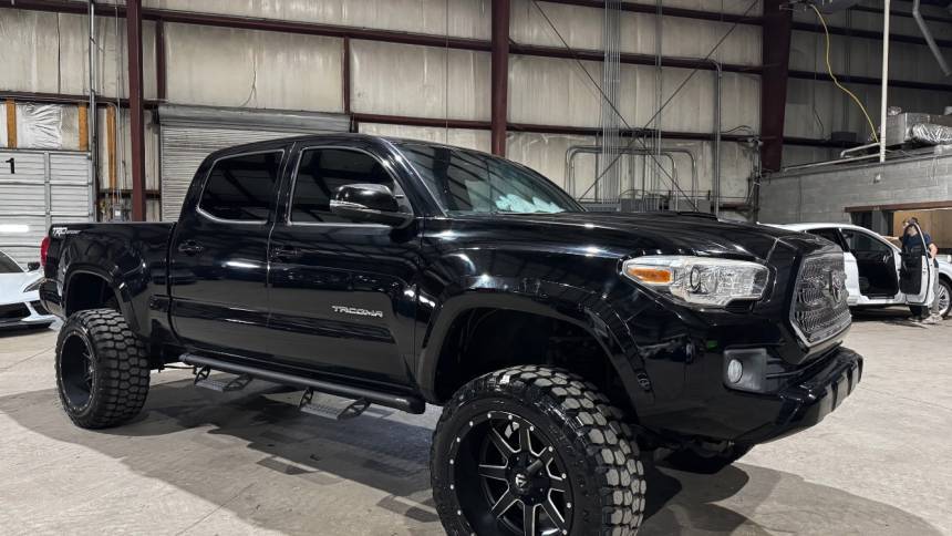 2017 Toyota Tacoma SR5 — Pickup Truck — 58,500 mi — Newnan, GA