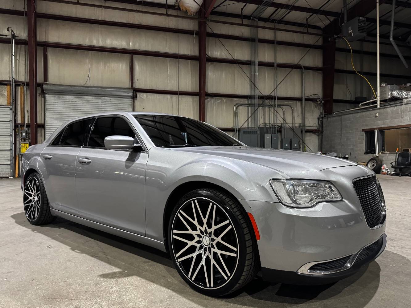 2017 Chrysler 300 Limited — Sedan — 76,207 mi — Newnan, GA
