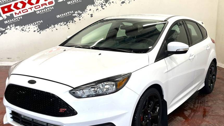 2017 Ford Focus ST — Hatchback — 38,138 mi — Longmont, CO