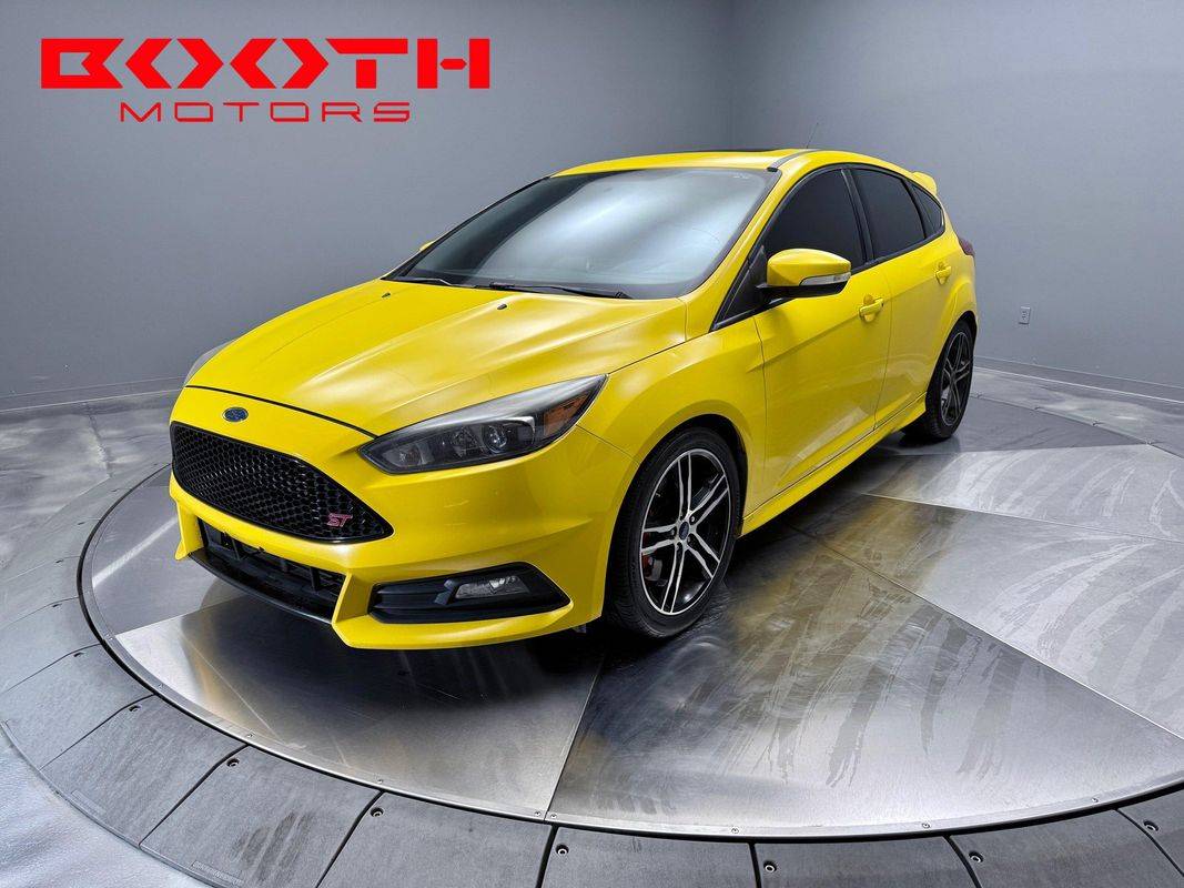2017 Ford Focus ST — Hatchback — 71,029 mi — Longmont, CO