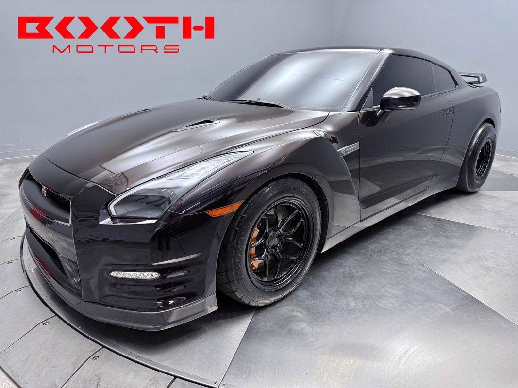 2014 Nissan GT-R Premium — Coupe — 21,074 mi — Longmont, CO
