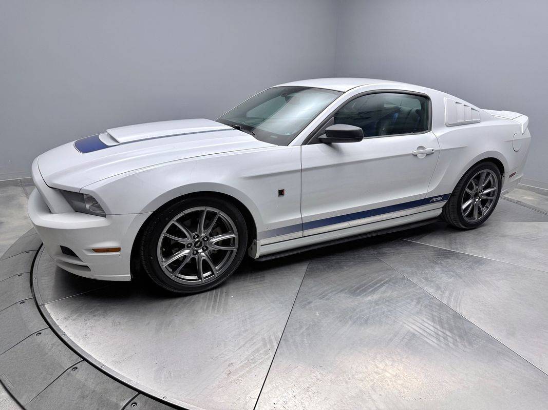 2014 Ford Mustang V6