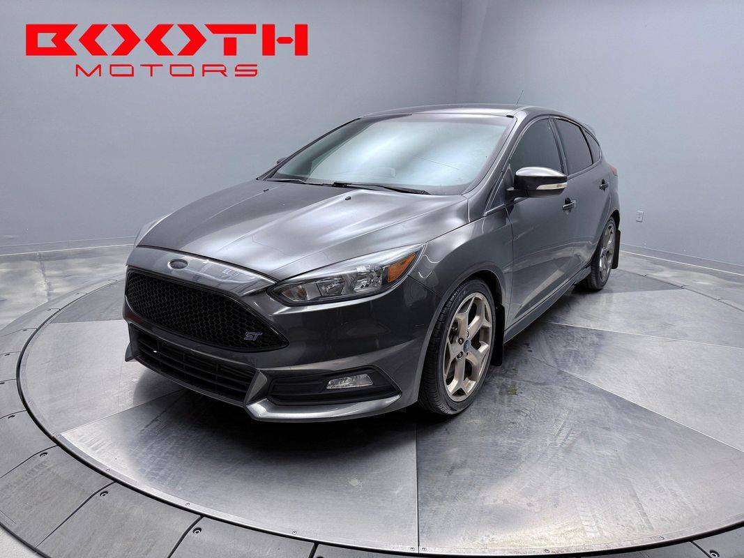 2018 Ford Focus ST — Hatchback — 48,308 mi — Longmont, CO