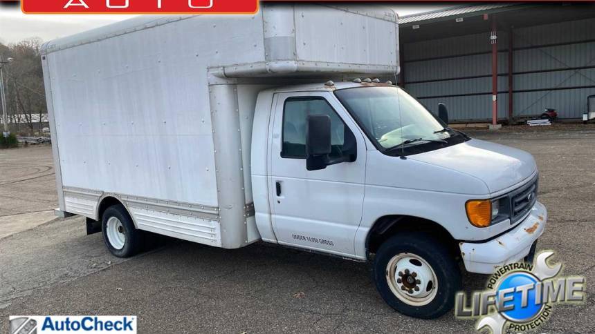 2006 Ford Econoline Commercial Cutaway E-450 — Chassis Cab Truck — 134,206 mi — Murrysville, PA
