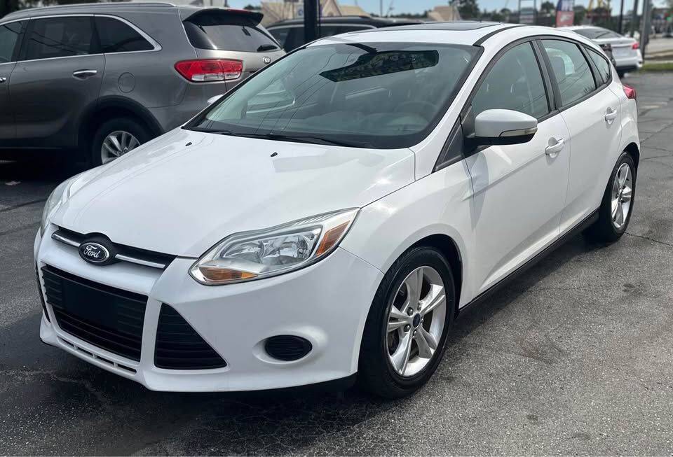 2014 Ford Focus SE — Hatchback — 88,743 mi — Shalimar, FL