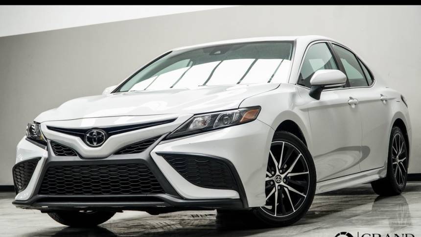 2023 Toyota Camry SE — Sedan — 67,495 mi — Kennesaw, GA
