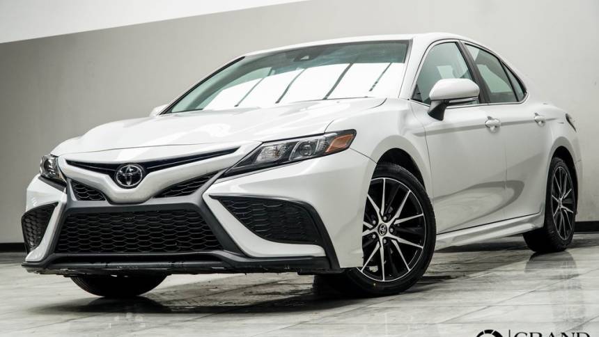 2023 Toyota Camry SE — Sedan — 63,797 mi — Kennesaw, GA