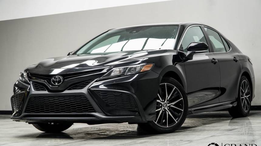 2023 Toyota Camry SE — Sedan — 62,059 mi — Kennesaw, GA