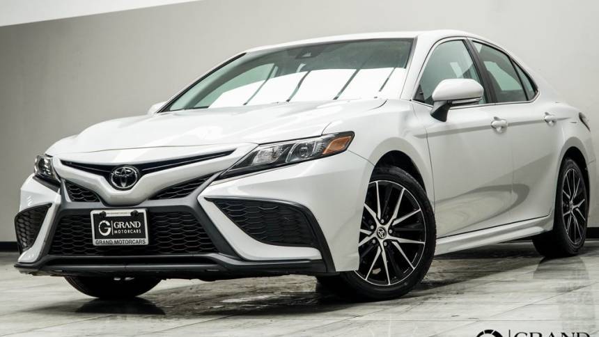 2023 Toyota Camry SE — Sedan — 62,543 mi — Kennesaw, GA