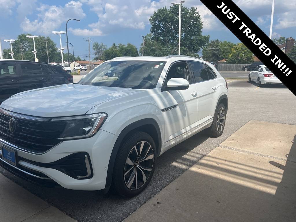 2024 Volkswagen Atlas Cross Sport SEL Premium R-Line — SUV — 5,876 mi — Oak Lawn, IL
