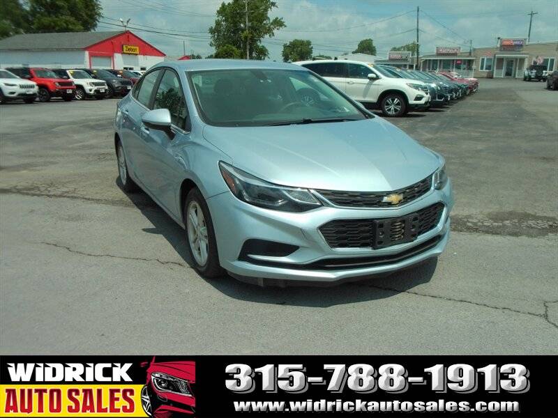 2017 Chevrolet Cruze LT — Sedan — 99,510 mi — Watertown, NY