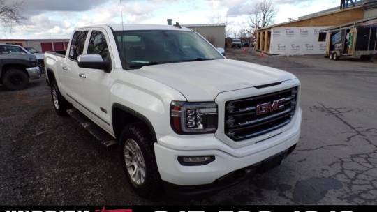 2016 GMC Sierra 1500 SLE — Pickup Truck — 111,635 mi — Watertown, NY