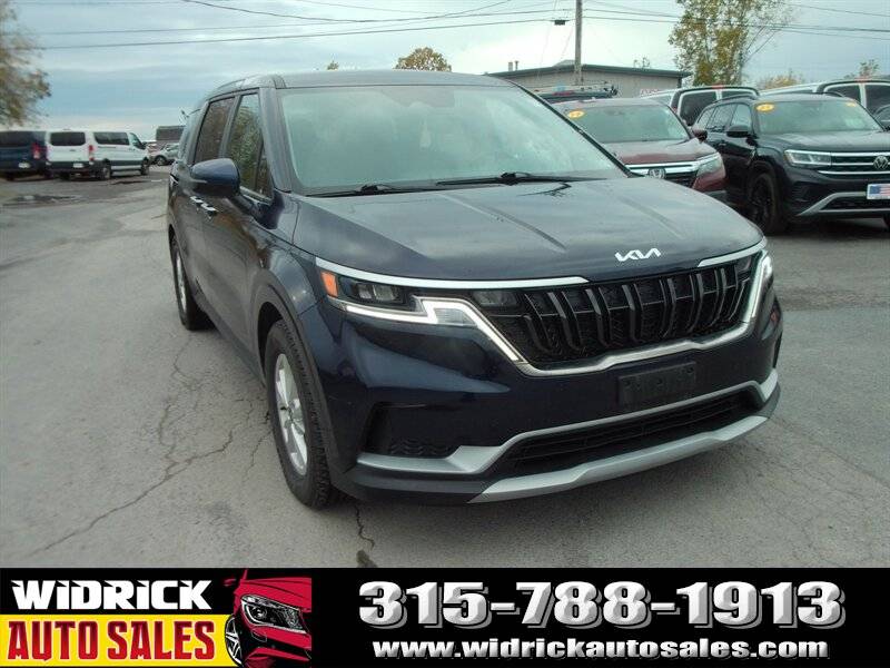 2024 Kia Carnival LXS — Minivan — 52,416 mi — Watertown, NY