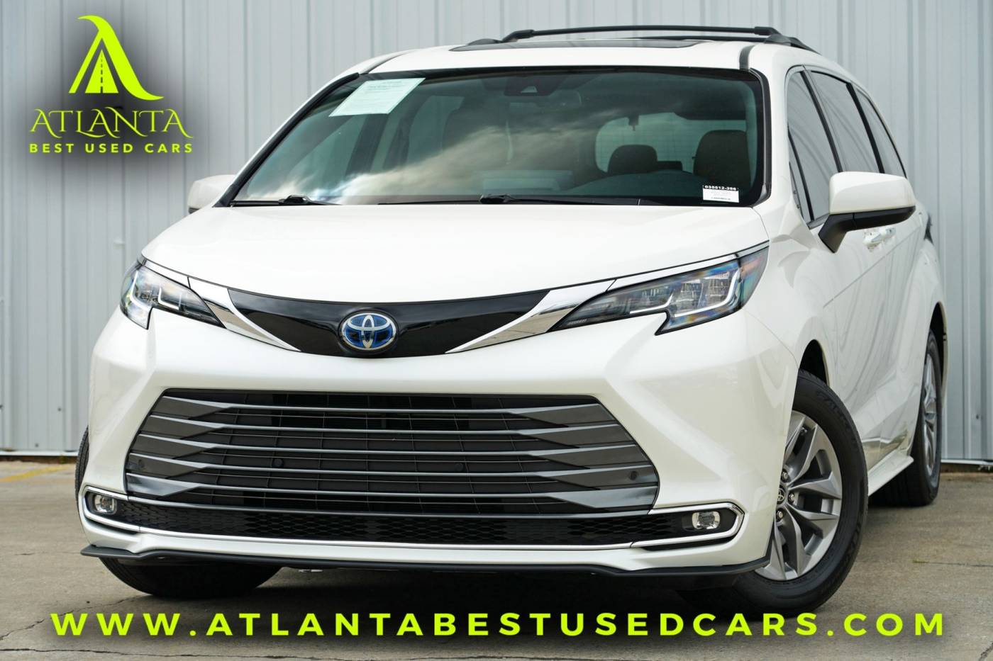 2021 Toyota Sienna XLE — Minivan — 25,593 mi — Norcross, GA