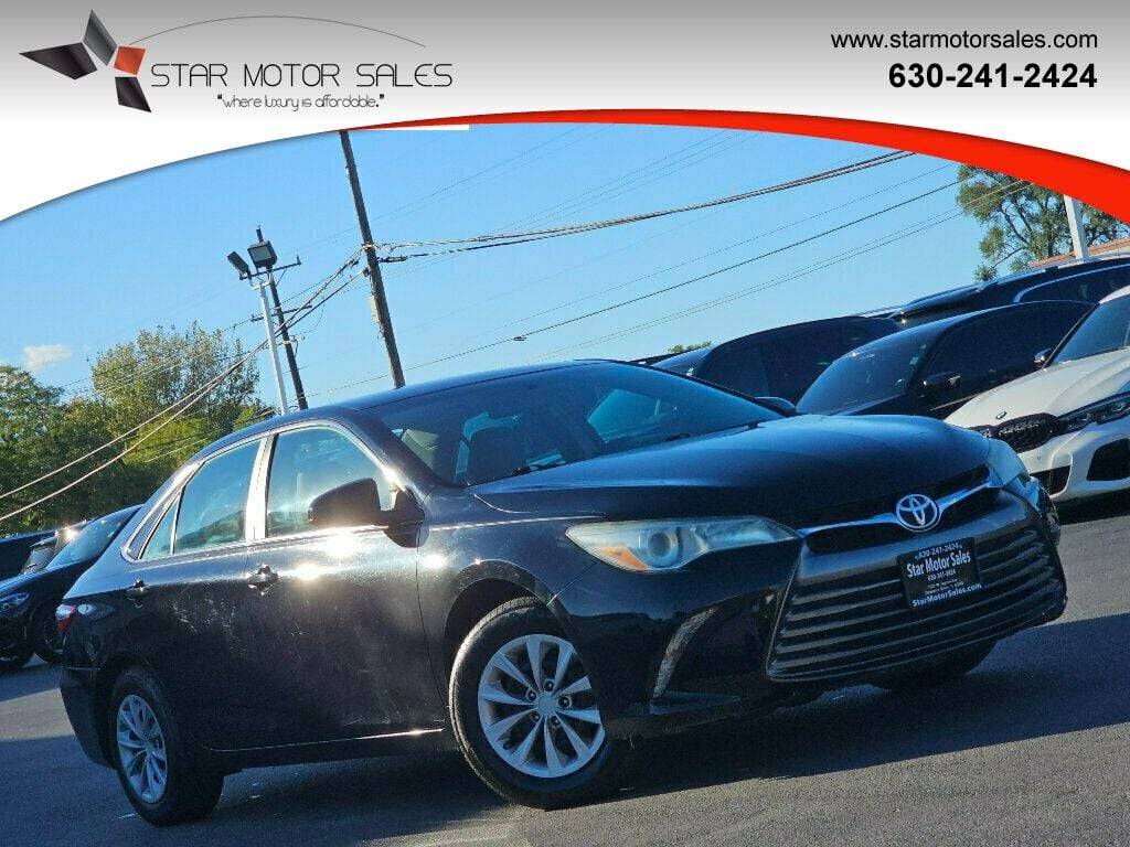 2016 Toyota Camry XLE — Sedan — 175,402 mi — Downers Grove, IL