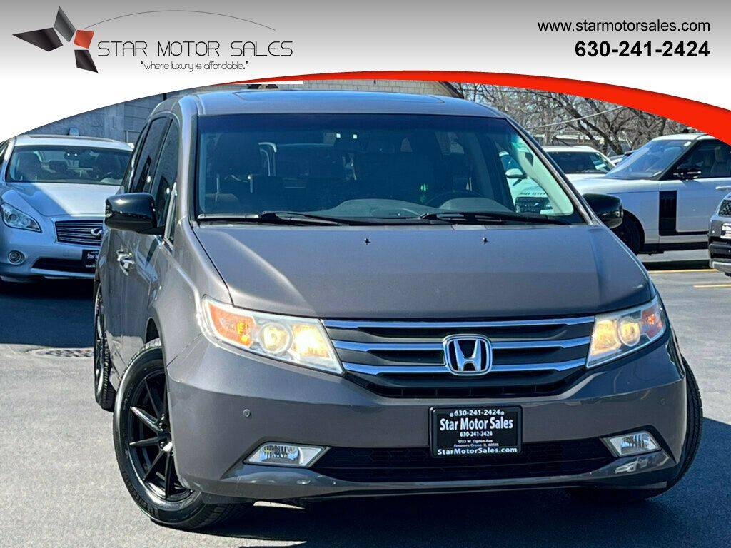 2012 Honda Odyssey Touring — Minivan — 155,810 mi — Downers Grove, IL