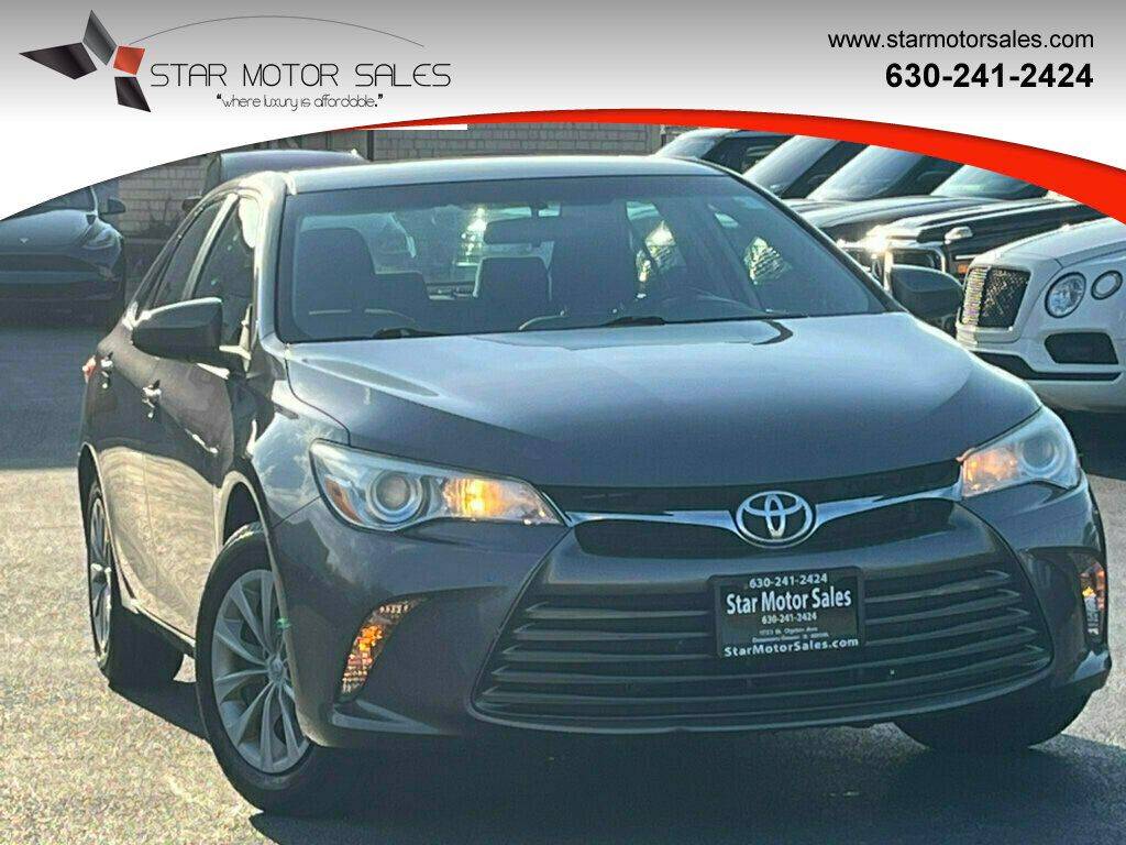 2017 Toyota Camry LE — Sedan — 101,529 mi — Downers Grove, IL