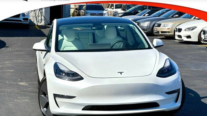 2022 Tesla Model 3 Long Range — Sedan — 61,688 mi — Downers Grove, IL