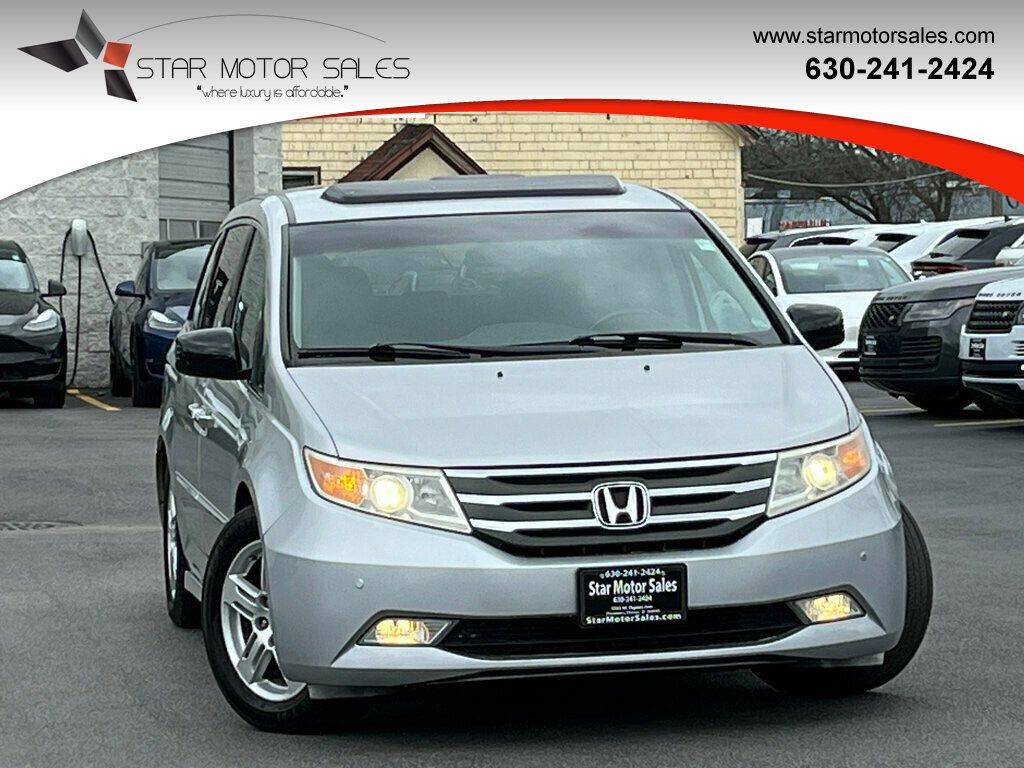 2011 Honda Odyssey Touring Elite — Minivan — 129,242 mi — Downers Grove, IL