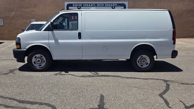 2024 GMC Savana 2500