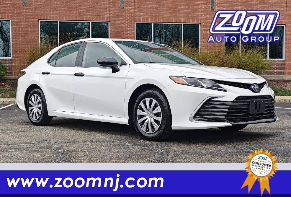 2022 Toyota Camry Hybrid LE — Sedan — 57,112 mi — Parsippany, NJ