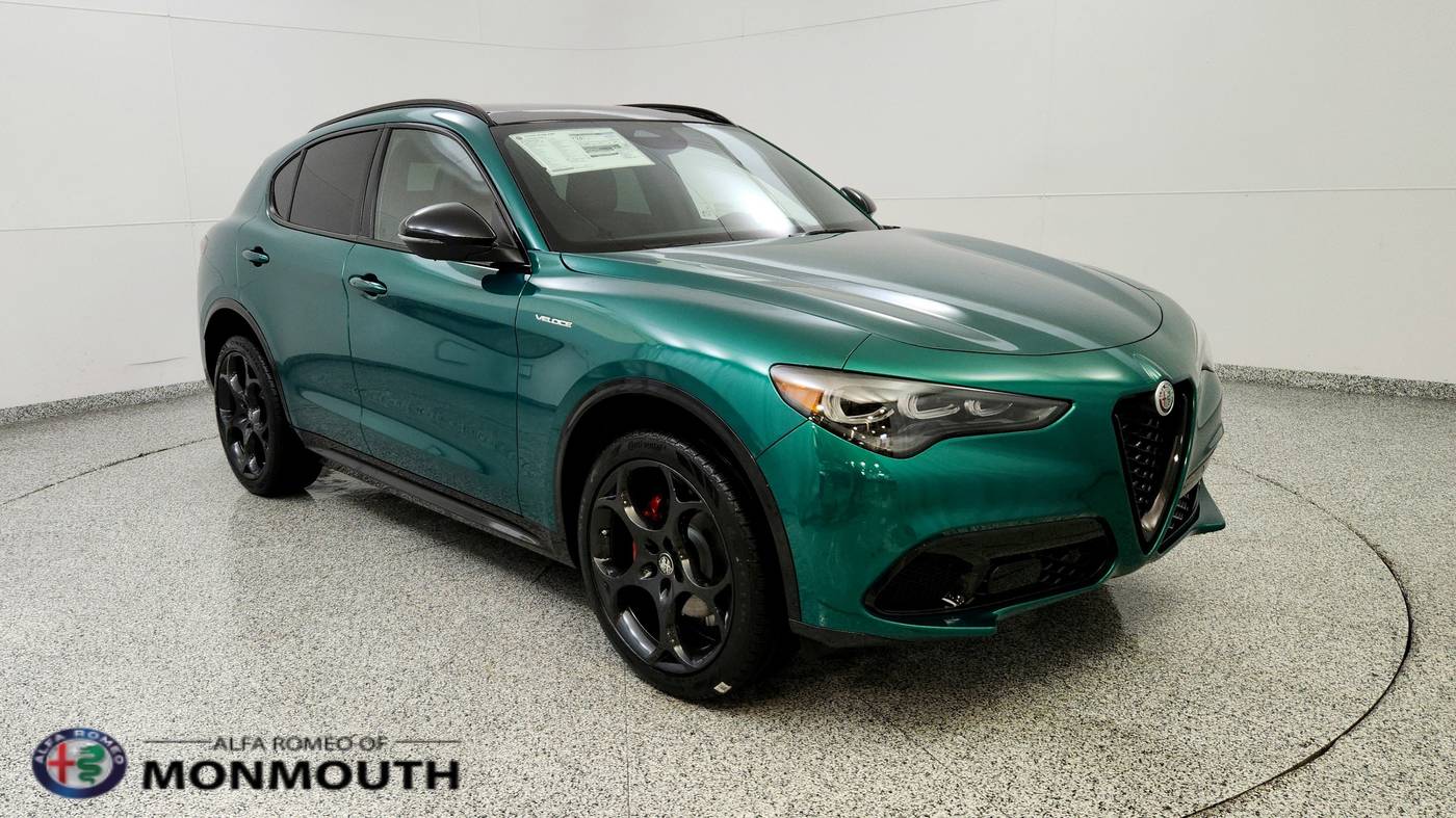 2026 Alfa Romeo Stelvio Base