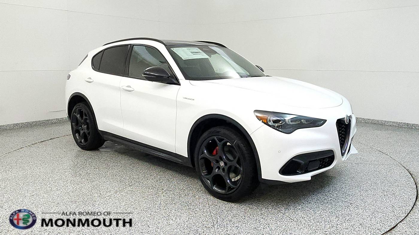 2025 Alfa Romeo Stelvio Sprint — SUV — 5 mi — Ocean, NJ