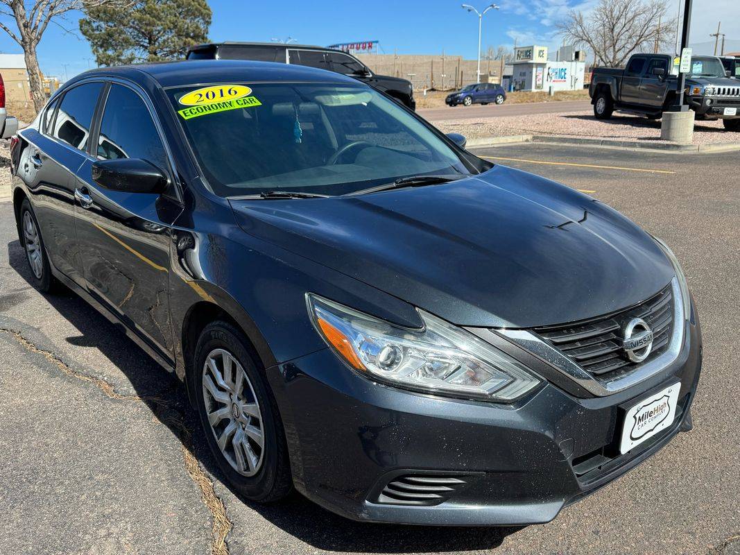 2016 Nissan Altima 2.5 S — Sedan — 89,680 mi — Colorado Springs, CO