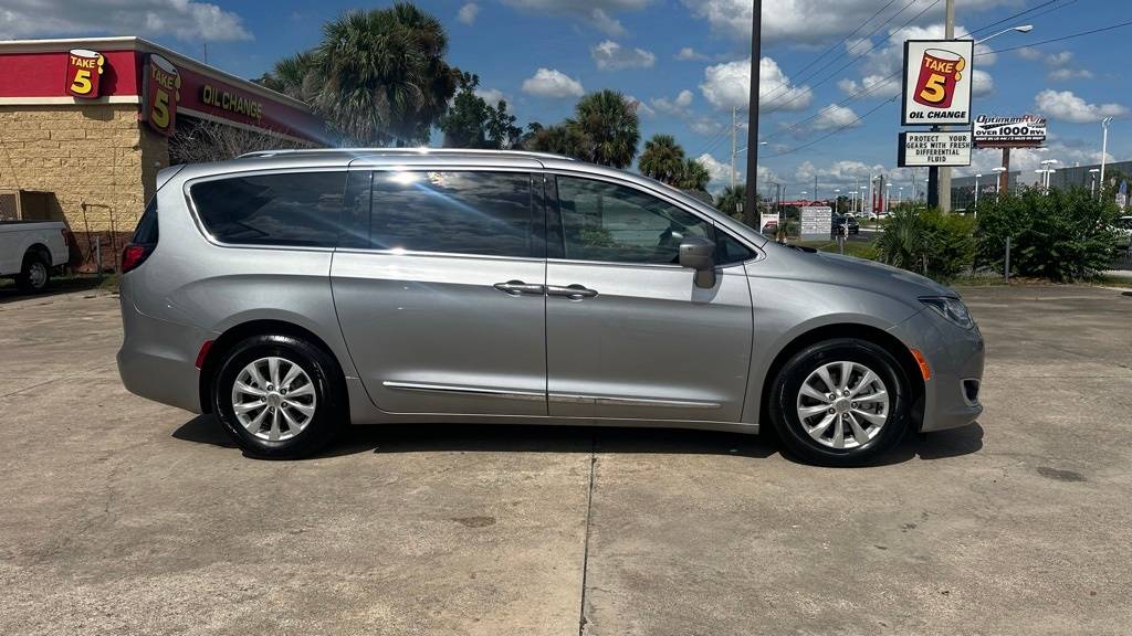 2019 Chrysler Pacifica Touring L — Minivan — 47,588 mi — Ocala, FL