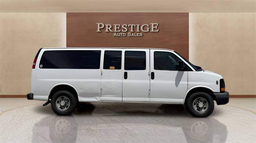 2016 Chevrolet Express Passenger LS — Passenger Van — 113,574 mi — Ocala, FL