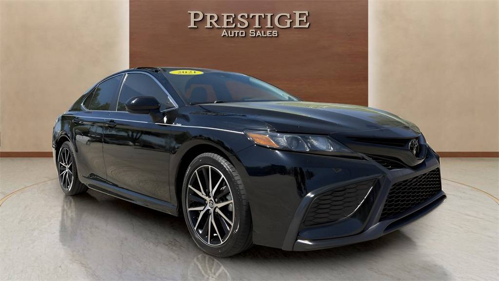 2021 Toyota Camry SE Nightshade — Sedan — 61,025 mi — Ocala, FL