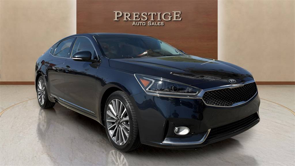 2017 Kia Cadenza Premium — Sedan — 59,569 mi — Ocala, FL