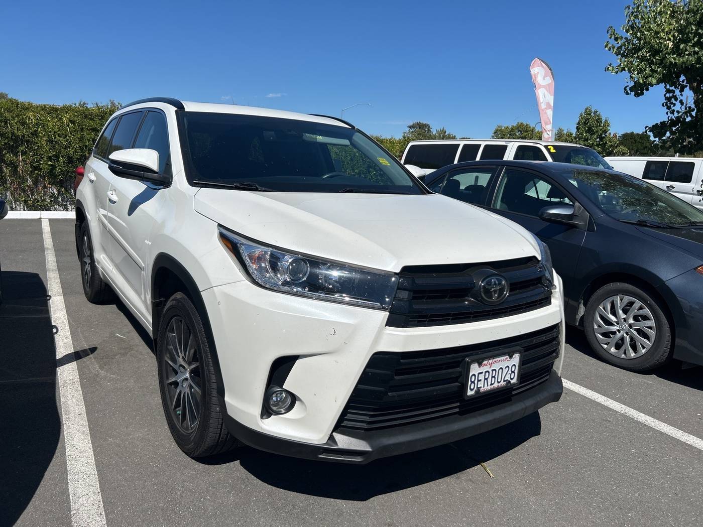 2018 Toyota Highlander SE V6 — SUV — 49,039 mi — Concord, CA